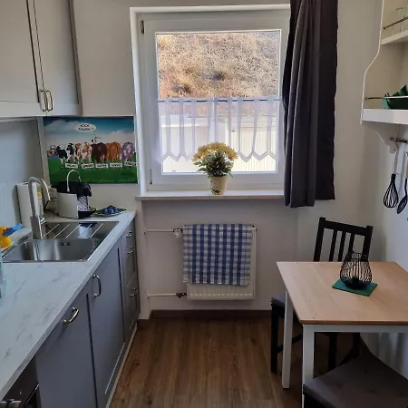 Appartement Ferienwohnung Am Alpenrand 3 *